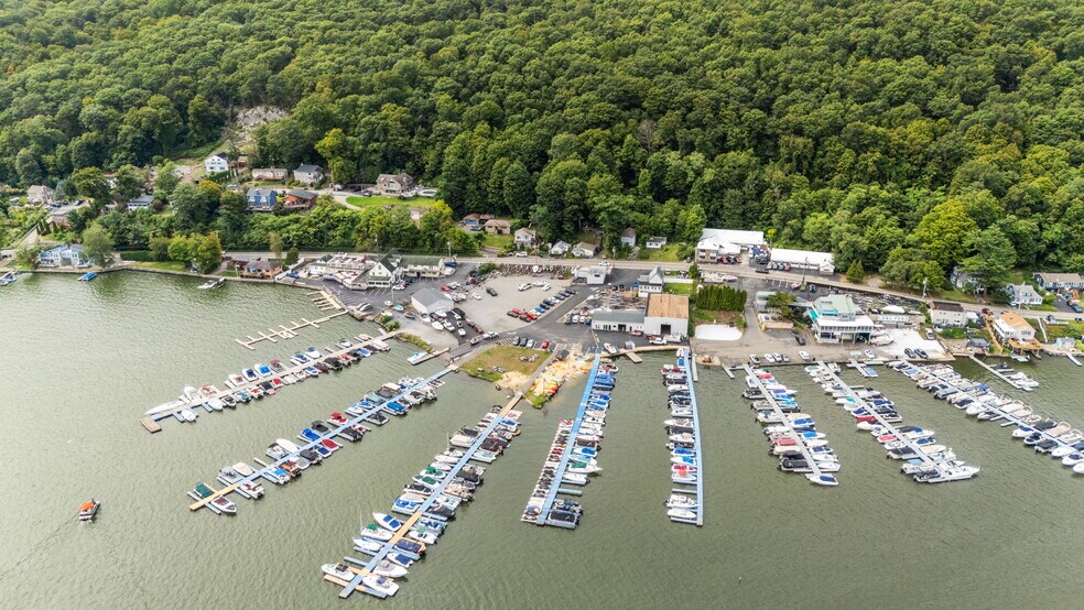 622 Jersey Ave, Greenwood Lake, NY à vendre - Photo de l’immeuble – Image 1 sur 9