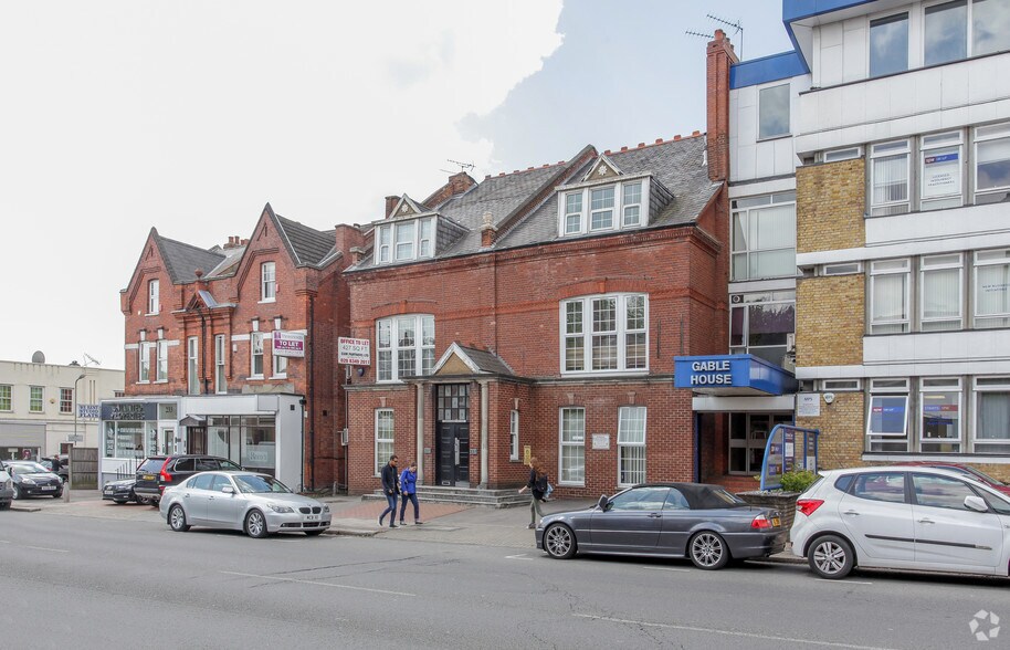 237 Regents Park Rd, Londres à louer - Photo de l’immeuble – Image 3 sur 8