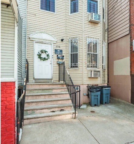 298 Arlington Ave, Brooklyn, NY à vendre - Photo de l’immeuble – Image 2 sur 4