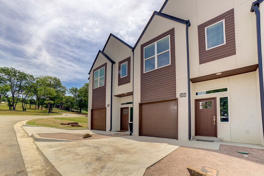 3401 Redbud Ln, Tulsa, OK à vendre - Photo de l’immeuble – Image 2 sur 7