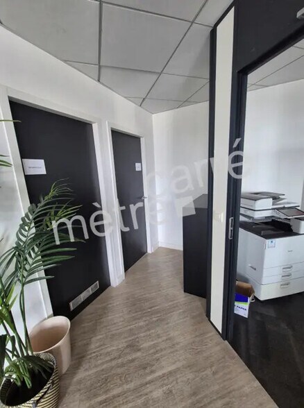 Bureau dans Nantes à louer - Photo de l’immeuble – Image 3 sur 7