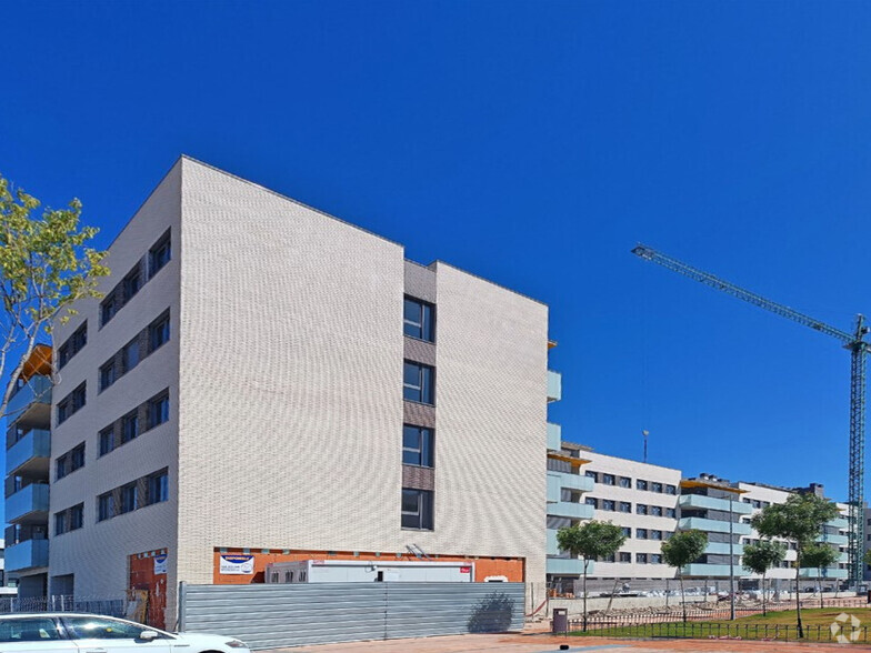 Calle Valle del Bustarviejo, 10, Torrejón de Ardoz, Madrid à louer - Photo de l’immeuble – Image 3 sur 3