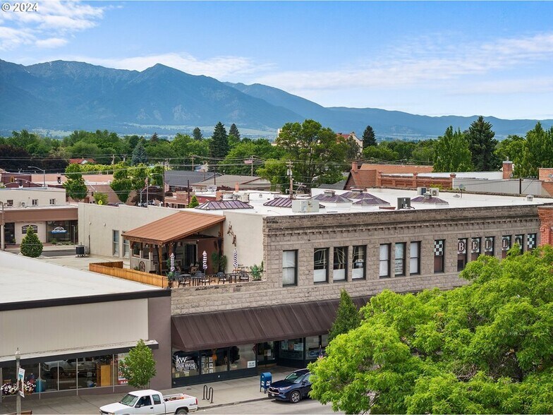 2021 Main St, Baker City, OR à vendre - Photo principale – Image 1 sur 6