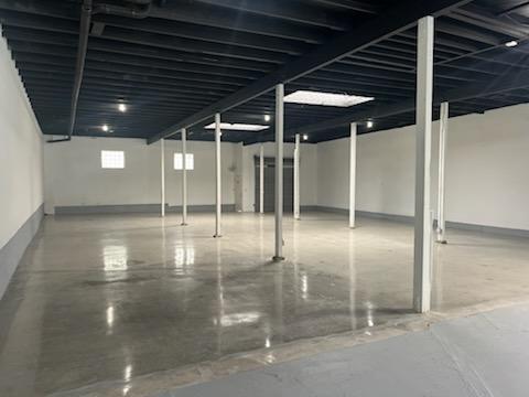 1288 S La Brea Ave, Los Angeles, CA à louer - Photo intérieure – Image 1 sur 6