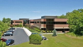 Plus de détails pour N16 W23233 Stone Ridge Dr, Waukesha, WI - Bureau à louer