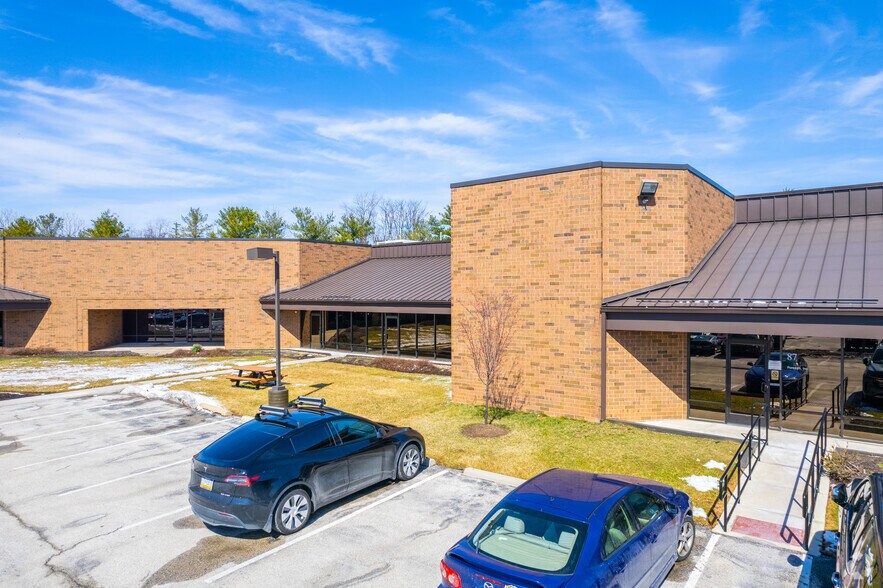 77-123 Great Valley Pky, Malvern, PA à louer - Photo de l’immeuble – Image 1 sur 7