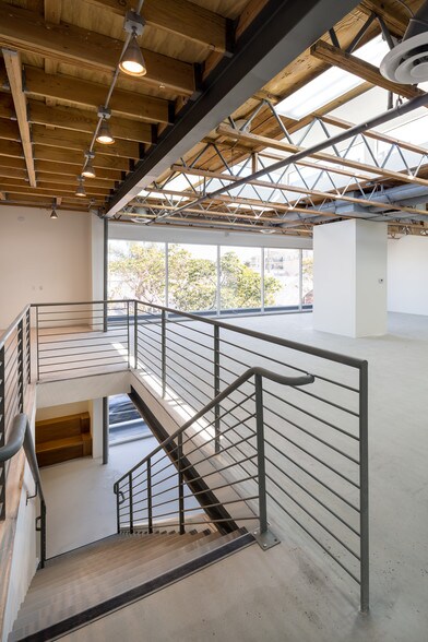 1424 Lincoln Blvd, Santa Monica, CA à louer - Photo intérieure – Image 3 sur 16