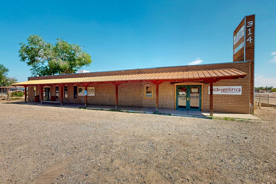 314 El Pueblo Rd NW, Albuquerque, NM à louer - Photo de l’immeuble – Image 3 sur 33