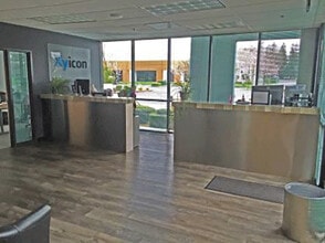 2650-2656 Napa Valley Corporate Dr, Napa, CA à louer Photo intérieure– Image 2 sur 6