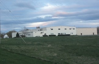 Plus de détails pour 11 Spellman Rd, Plattsburgh, NY - Bureau, Industriel/Logistique à louer