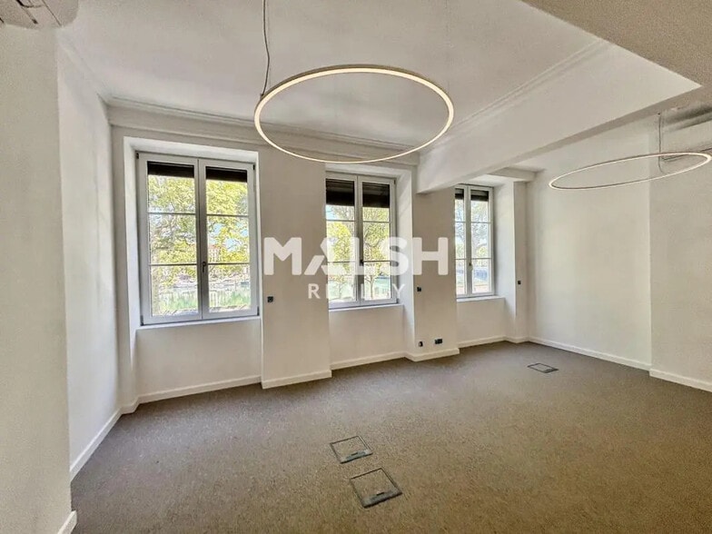 Bureau dans Lyon à louer - Photo intérieure – Image 2 sur 10