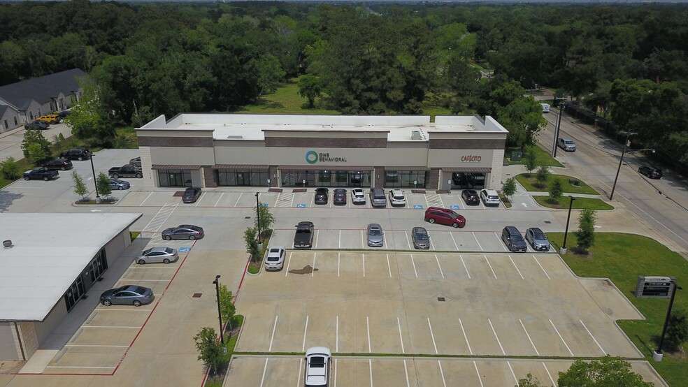 106 Whispering Pines Ave, Friendswood, TX à louer - Photo de l’immeuble – Image 2 sur 19