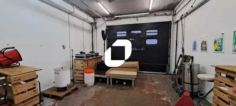 Local d’activités dans Romainville à louer - Photo de l’immeuble – Image 1 sur 7