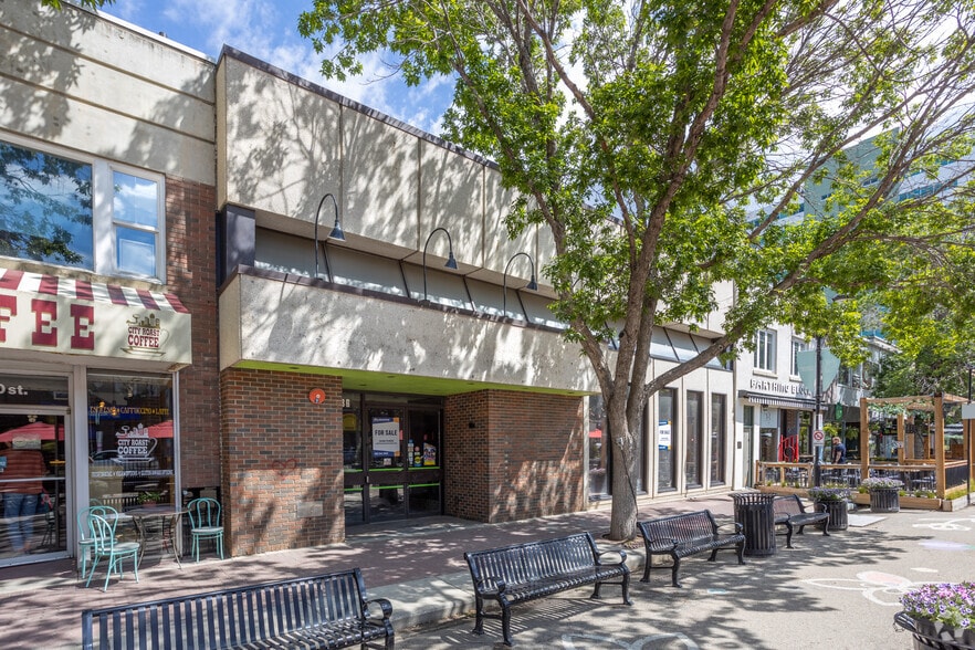 4936 50 St, Red Deer, AB à vendre - Photo de l’immeuble – Image 2 sur 2