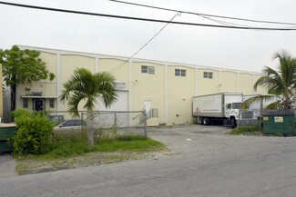 Plus de détails pour 9869 NW 79th Ave, Medley, FL - Industriel/Logistique à louer