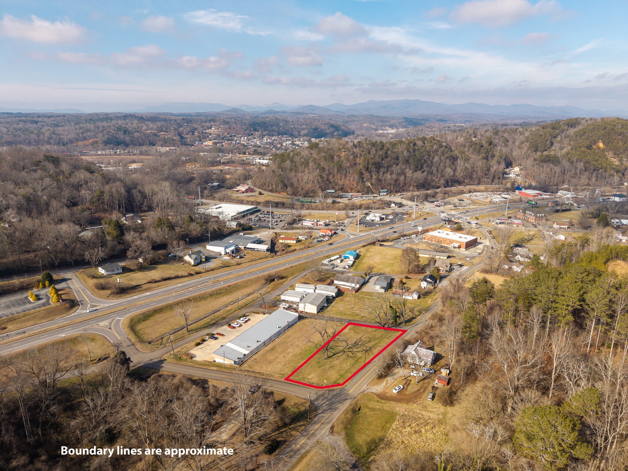 First, East Ellijay, GA à vendre Photo principale– Image 1 sur 18
