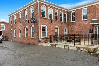 Plus de détails pour 77 Elm St, Amesbury, MA - Bureau à louer