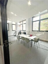 Bureau dans Levallois-Perret à louer Photo intérieure– Image 1 sur 13