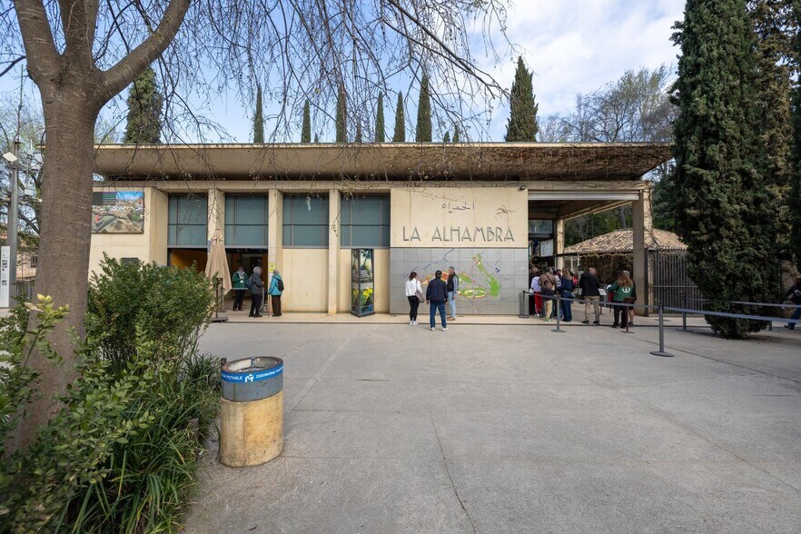 Paseo de la Sabica, 28, Granada, Granada à vendre - Photo de l’immeuble – Image 2 sur 29