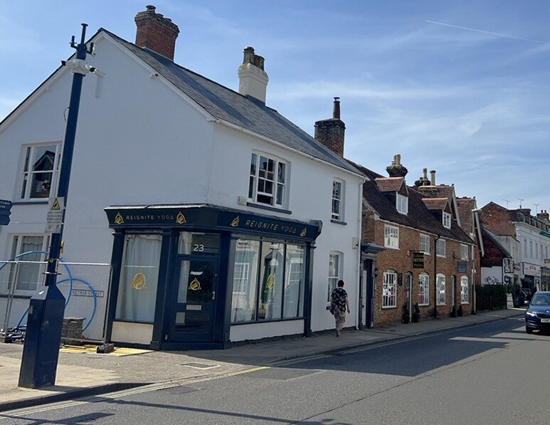 23 Normandy St, Alton à louer Photo principale– Image 1 sur 2