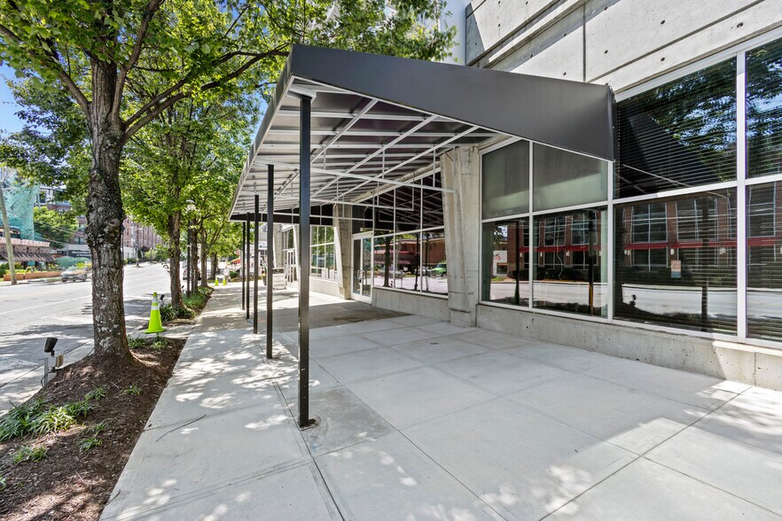 262 Pharr Rd NE, Atlanta, GA à louer - Photo de l’immeuble – Image 2 sur 31