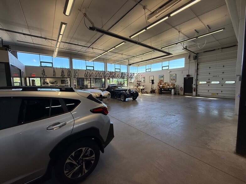 19235 84th St, Bristol, WI à vendre - Photo de l’immeuble – Image 3 sur 6