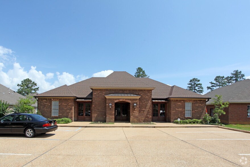 540 Keyway Dr, Flowood, MS à louer - Photo principale – Image 1 sur 3