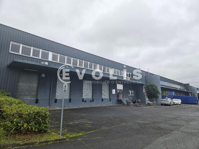 Plus de détails pour Industriel/Logistique à louer