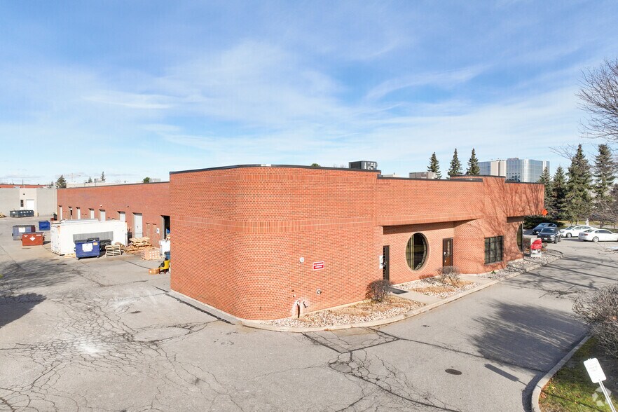 250 Cochrane Dr, Markham, ON à louer - Photo de l’immeuble – Image 2 sur 3