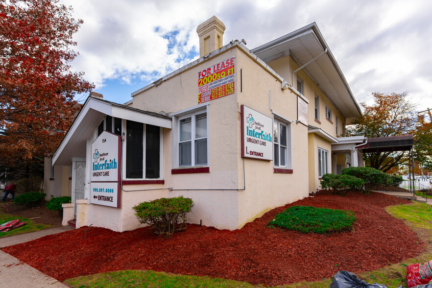 714-720 Broadway, Paterson, NJ à louer - Photo de l’immeuble – Image 3 sur 15