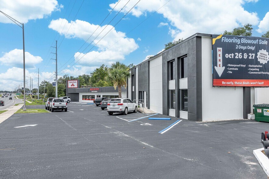 17941 US Hwy 441, Mount Dora, FL à louer - Photo de l’immeuble – Image 3 sur 22