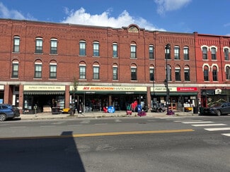 Plus de détails pour 32-42 Main St, Montpelier, VT - Local commercial à vendre