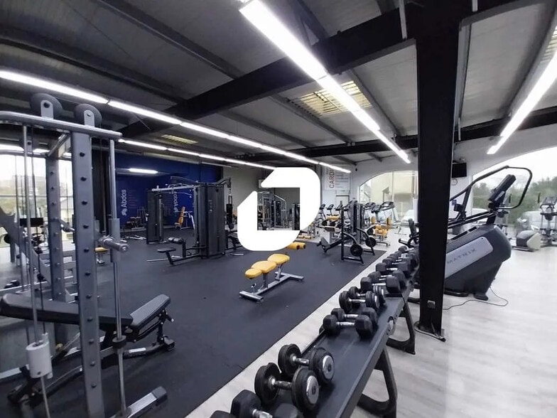 Local d’activités dans Mantes-la-Ville à louer - Photo intérieure – Image 3 sur 6