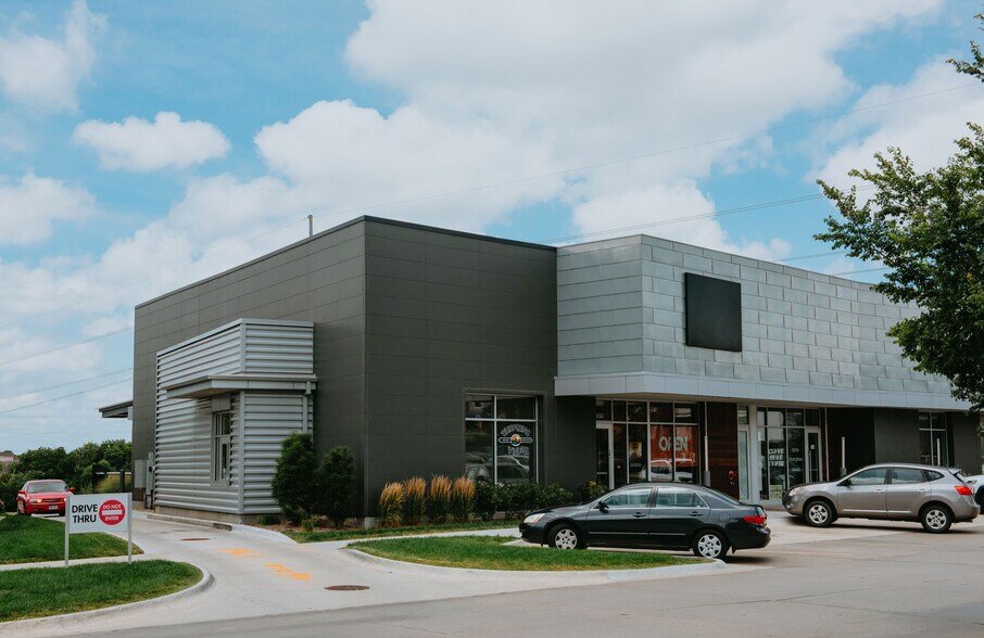 5025 Lindberg St, Lincoln, NE à louer - Photo de l’immeuble – Image 1 sur 3