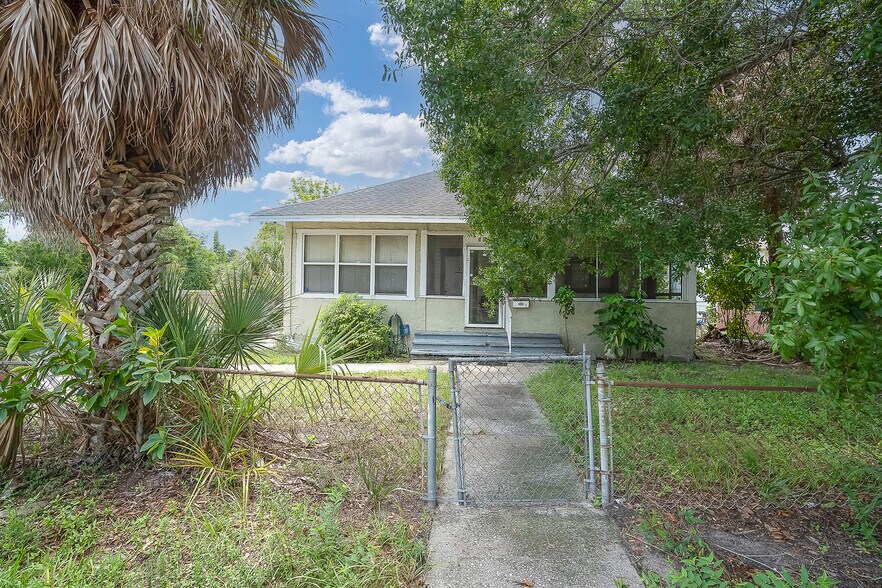1944 12th Ave S, Saint Petersburg, FL à vendre - Photo principale – Image 1 sur 1