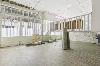 Bureaux/Local commercial dans Paris à louer Photo intérieure– Image 2 sur 10