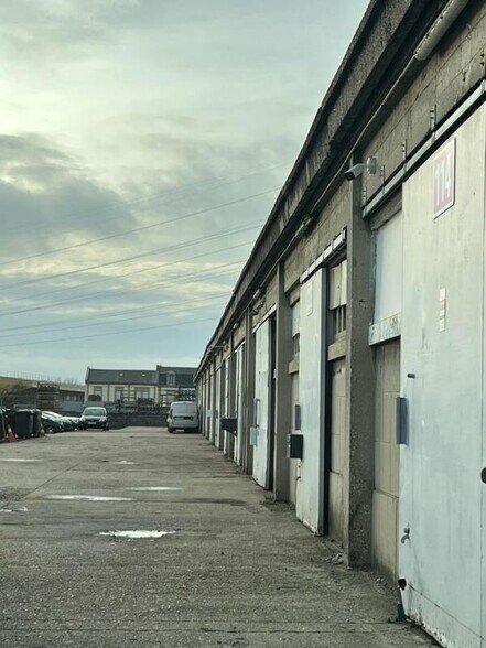 Local d'activités dans Le Havre à vendre - Photo de l’immeuble – Image 2 sur 4
