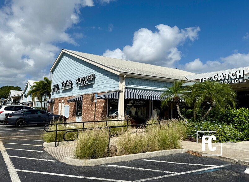 3700 E Ocean Blvd, Stuart, FL à louer - Photo de l’immeuble – Image 2 sur 28