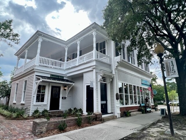 140 W Richardson Ave, Summerville, SC à louer - Photo de l’immeuble – Image 1 sur 6