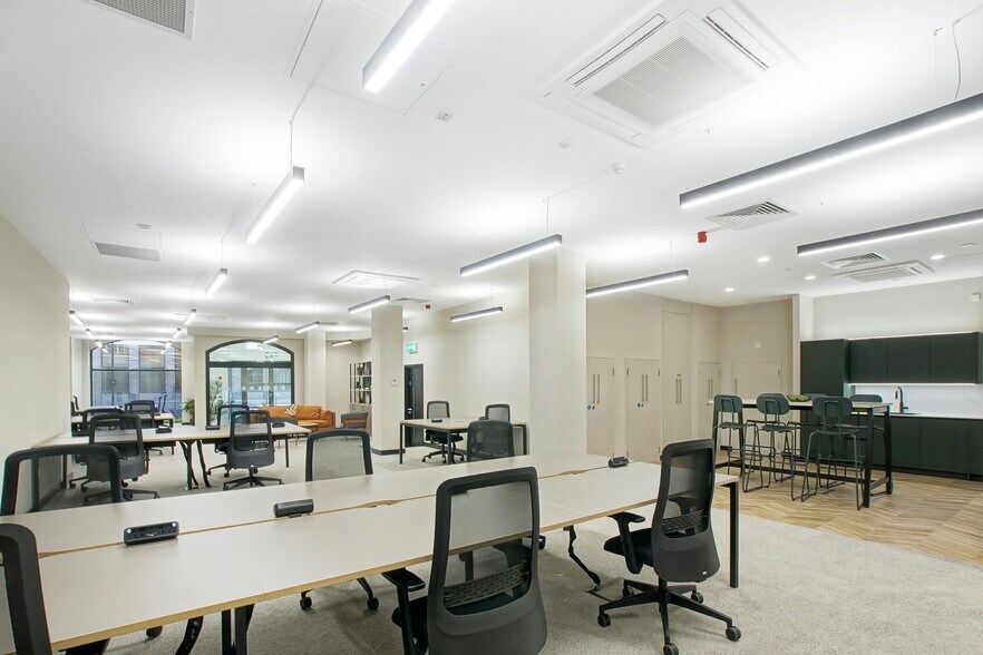 44 Paul St, Londres à louer - Photo de l’immeuble – Image 2 sur 18