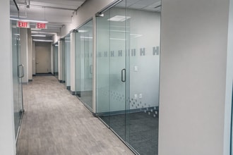 228 E 45th St, New York, NY à louer Photo intérieure– Image 2 sur 14