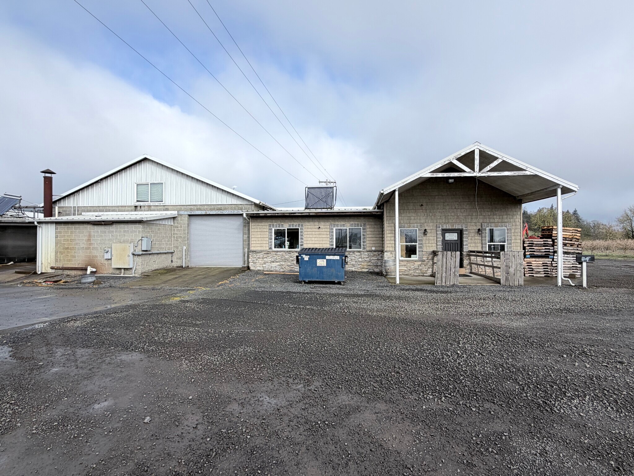 8105 Wallace Rd NW, Salem, OR à louer Photo principale– Image 1 sur 19