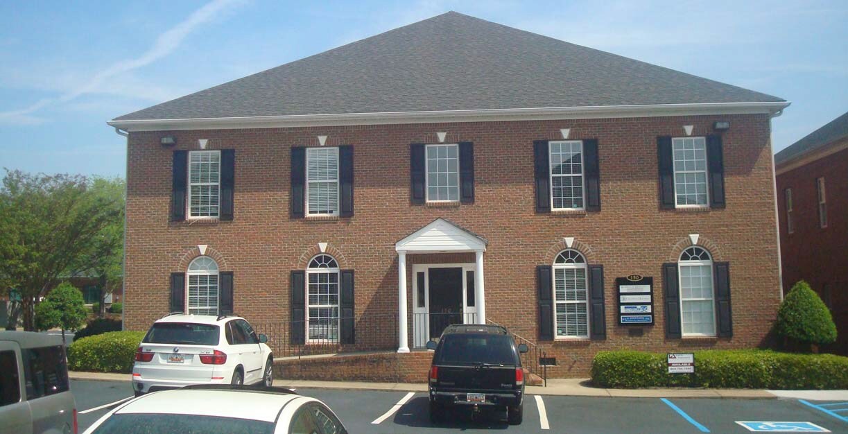 150 Milestone Way, Greenville, SC à louer Photo principale– Image 1 sur 7