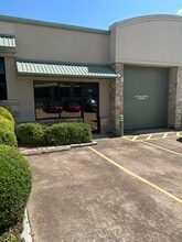 2009 N Ranch Road 620 N, Austin, TX à louer Photo de l’immeuble– Image 1 sur 11
