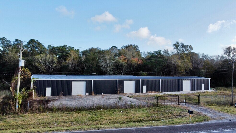5793 Fannett Rd, Beaumont, TX à louer - Photo principale – Image 1 sur 5
