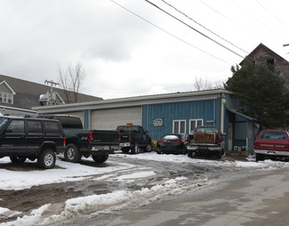 Plus de détails pour 95 River St, Warrensburg, NY - Local commercial à vendre
