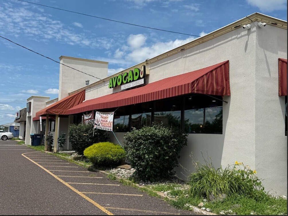 3815 Ridge Pike, Collegeville, PA à vendre Photo de l’immeuble– Image 1 sur 15