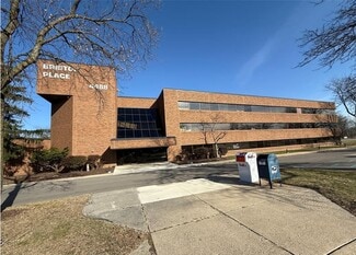 Plus de détails pour 4488 W Bristol Rd, Flint, MI - Bureau à vendre