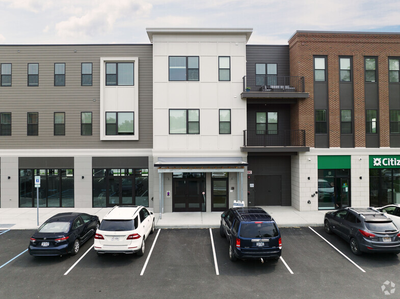 580 Columbia Tpke, East Greenbush, NY à louer - Photo de l’immeuble – Image 3 sur 25