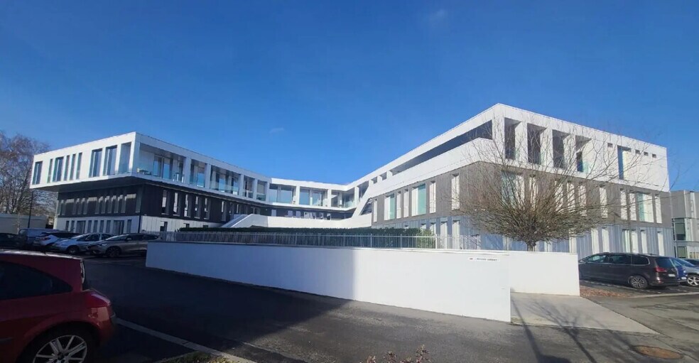 Bureau dans VILLENEUVE-D'ASCQ à louer - Photo de l’immeuble – Image 1 sur 3